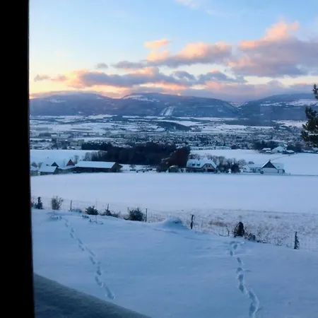 فيلة Maison Familiale Sur Les Hauts D'yverdon Avec Vue Sur Le Lac!